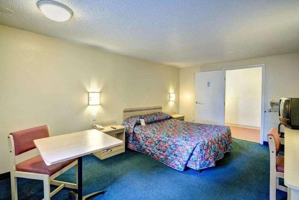 Knights Inn Burlington Nc Extérieur photo
